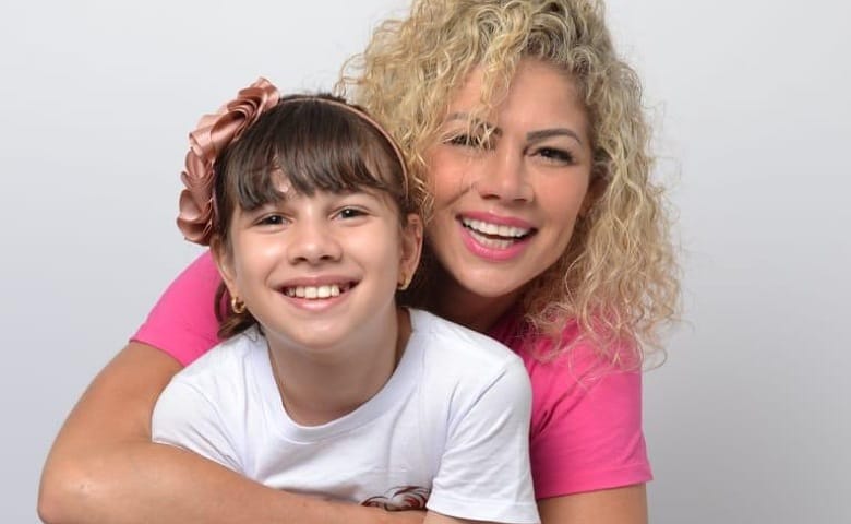 Cátia Paganote comemora aniversário da filha Valentina Paganote em SP