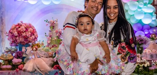 Jorge Vercillo comemora primeiro ano de vida de sua filha caçula