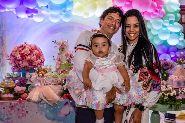 Jorge Vercillo comemora primeiro ano de vida de sua filha caçula