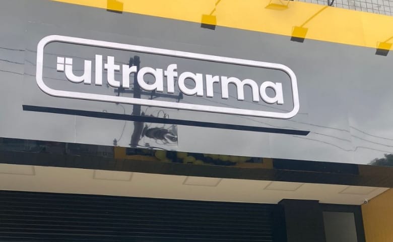 Ultrafarma Popular bate recorde de 300 unidades licenciadas
