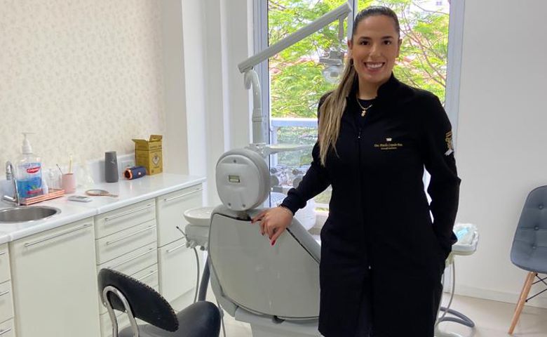 Dra Priscila Braz é conhecida como a mais nova dentista dos famosos