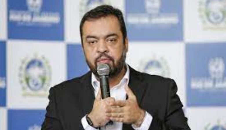Governador do Rio testa positivo para Covid mesmo vacinado