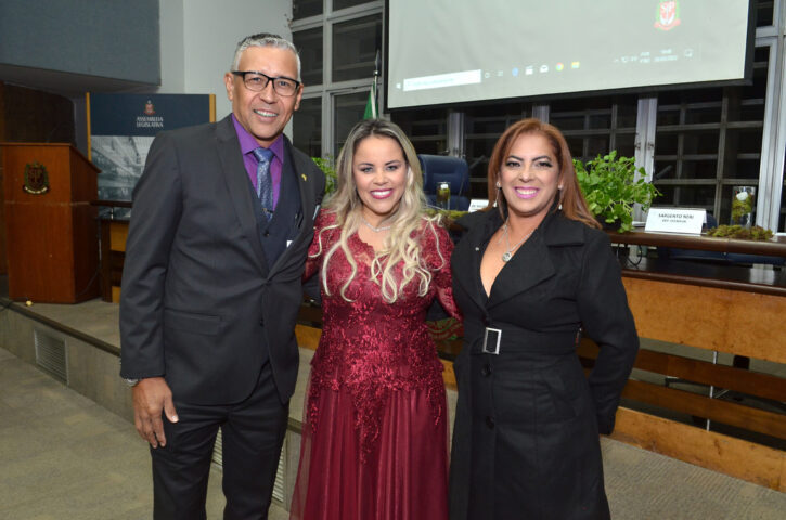 Prêmio Fama e Destaque By Viviane Alves é sucesso em São Paulo