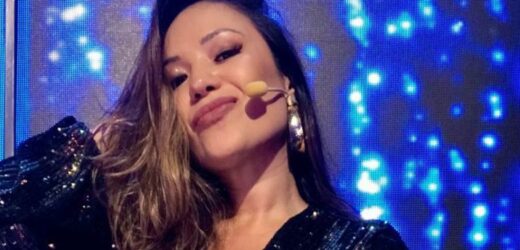 Natalia Koike do URBANO EA encerra mais uma temporada do Canta Comigo