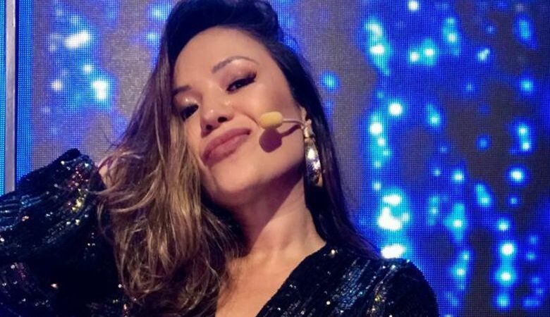 Natalia Koike do URBANO EA encerra mais uma temporada do Canta Comigo