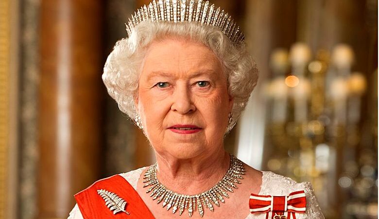 Rainha Elizabeth II da Inglaterra e do Reino Unido morre aos 96 anos