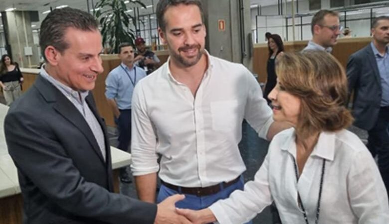 Marcelo de Freitas e Castro em solenidade pela Educação