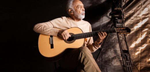 Gilberto Gil abre a edição de 2023 do T​I​M Music Noites Cariocas