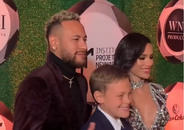 Leilão do Instituto Neymar Jr reuniu famosos