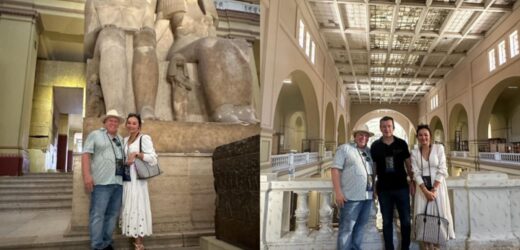 Sidney Oliveira visita pontos turísticos do Egito ao lado da família e amigos