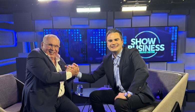 Sidney Oliveira dá rara entrevista ao "Show Business" da Jovem Pan