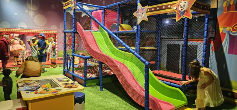 Pakaraka inaugura novo conceito de parque infantil no Parrileiro, em Fortaleza