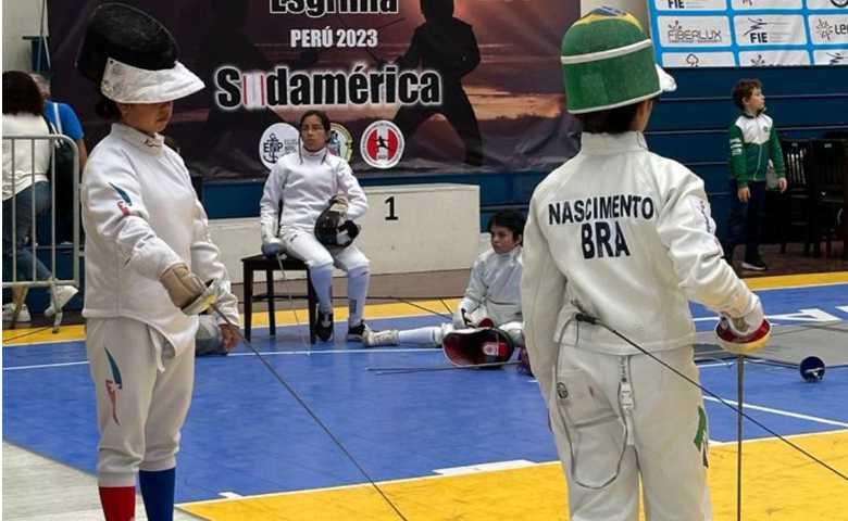 Eduarda Nascimento representa o Brasil no Esgrima