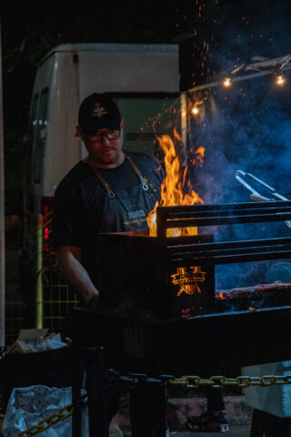 Sabor em Festa: O PorkFest Anima Salto de Pirapora com Três Dias de Música e Diversão