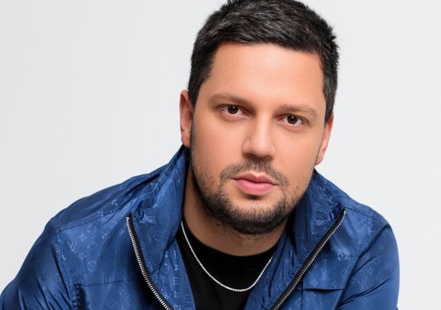 Thiago Servo anuncia sua volta aos palcos