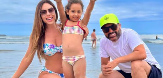 Deia Cypri, Edson e a filha, Bella Cypri, curtem férias no litoral Norte de São Paulo