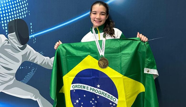 Eduarda Nascimento brilha no Sul Americano de esgrima