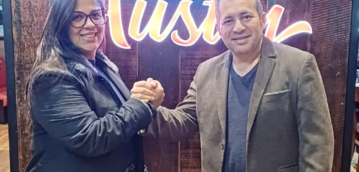 Nova Parceria de Sucesso no Mr. Austin Steakhouse Eduardo Renna e Carol Paoli da Caoli Comunicação