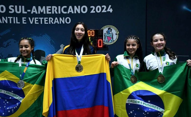 Eduarda Nascimento brilha no Sul Americano de esgrima