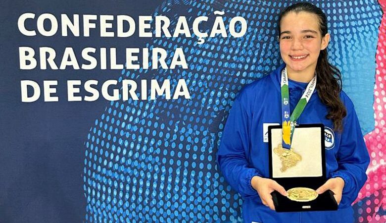Eduarda Mascarenhas Nascimento é bicampeã brasileira de florete