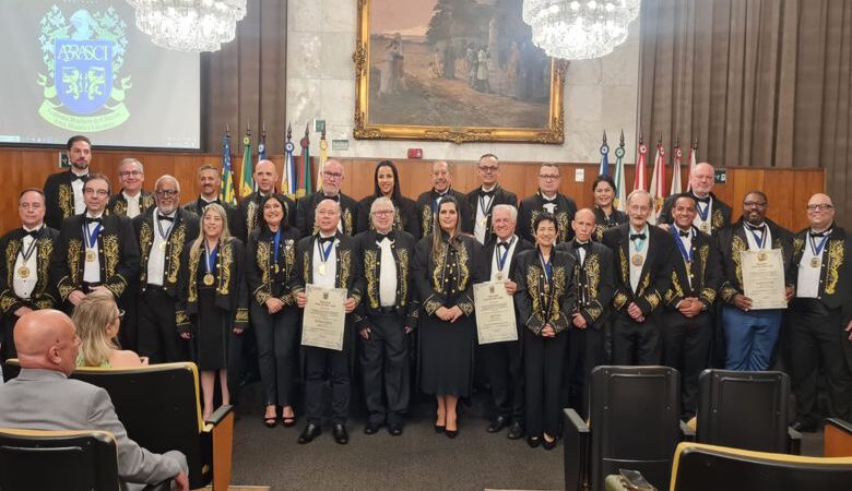 ABRASCI outorga Medalha e Diploma Heróis da Saúde