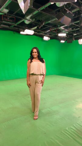 Lisa Gomes assume TV Fama com Nelson Rubens e Leão Lobo Lisa Gomes assume TV Fama com Nelson Rubens e Leão Lobo