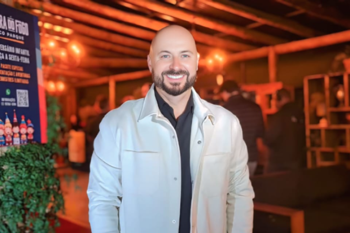 O fundador e organizador do Jogo do Famosos Marcio Granada. Intagram:@jogodosfamososoficia