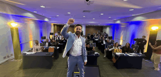 Dr. Pablo Melo certificou mais de 40 médicos em grande evento
