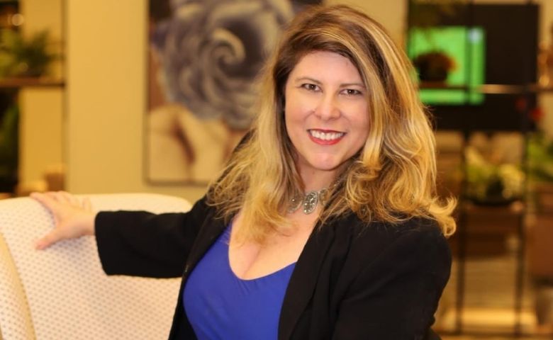 Vanessa Goulartt celebra 50 anos de vida e 40 de carreira em grande festa temática em São Paulo