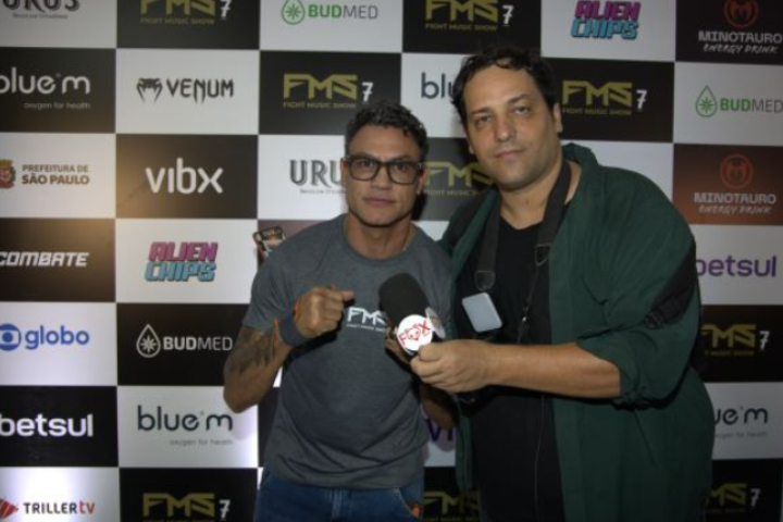 Renato Abate entrevista Popó.