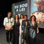 Pré-estreia de “Eu Sou a Lei” reúne Fernanda Arraes e Oscar Magrini
